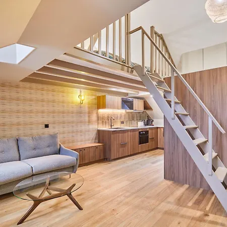 Rent A - Bonne Nouvelle